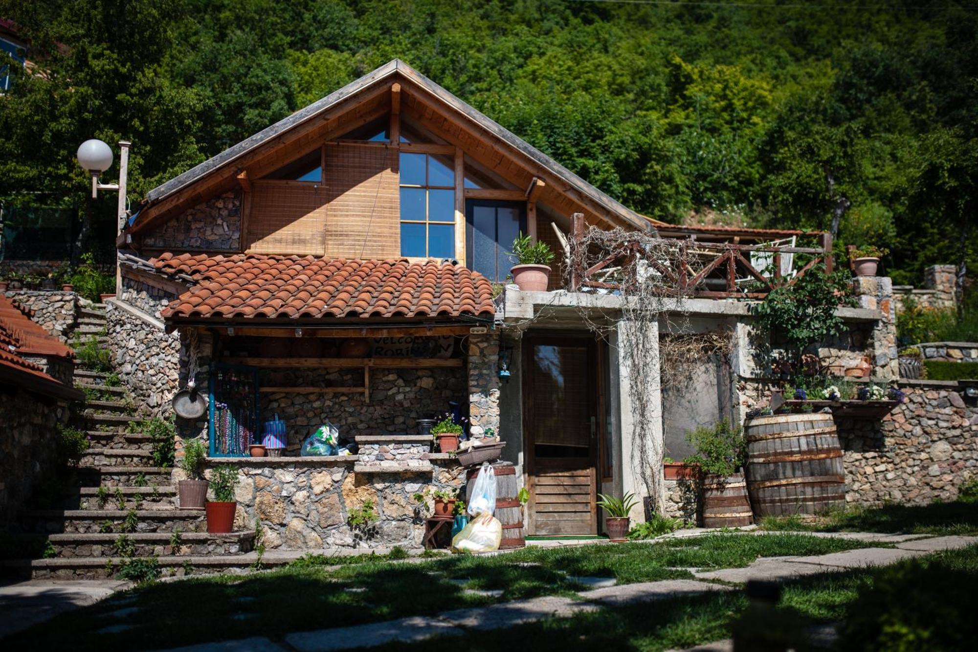 Robinson Sunset Guest House Lagadin Exterior foto
